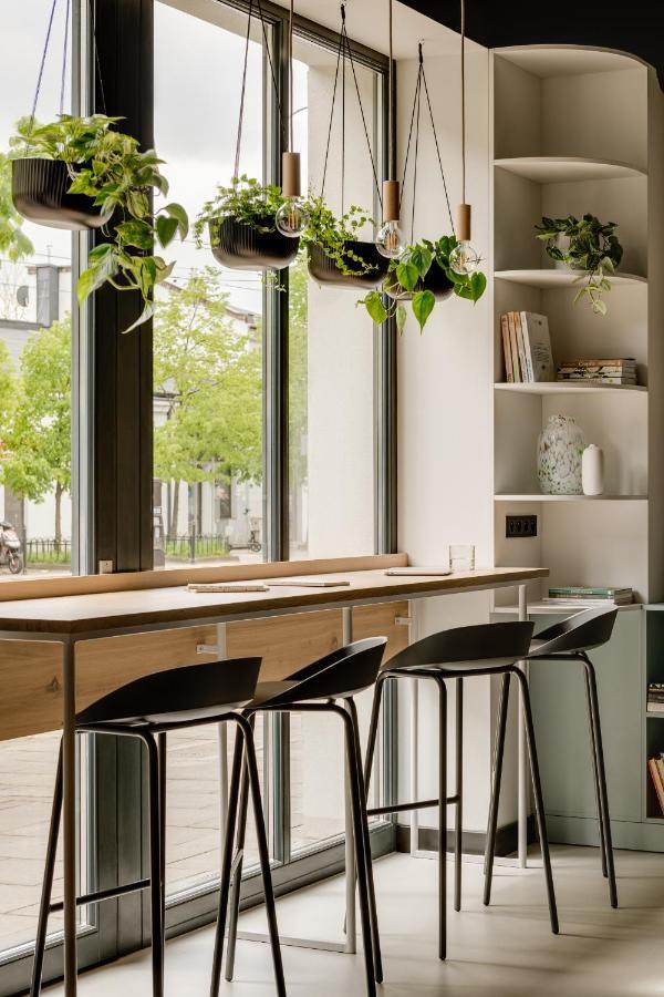 Plantonia Aparthotel Krakow Bagian luar foto