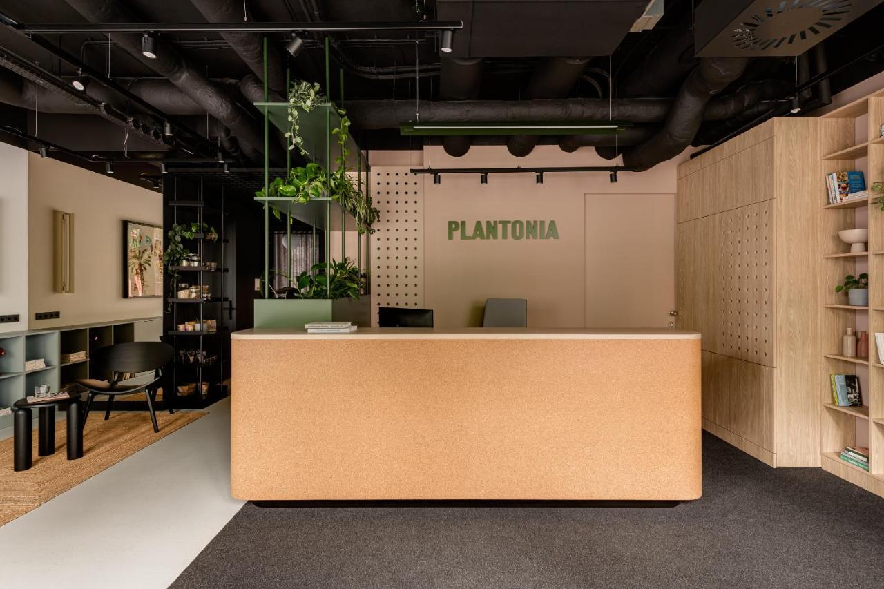 Plantonia Aparthotel Krakow Bagian luar foto