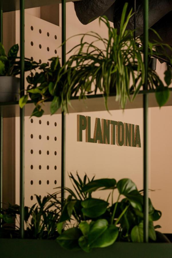 Plantonia Aparthotel Krakow Bagian luar foto